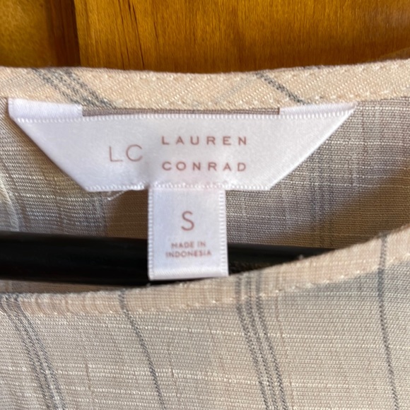 NWOT Lauren Conrad Blouse - Size Small💃🏽 - Picture 7 of 7